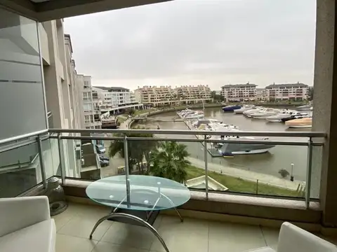 Departamento en condominios de bahia grande