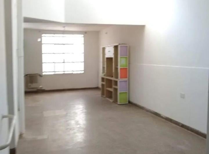 Casa · 180m² · 5 Ambientes