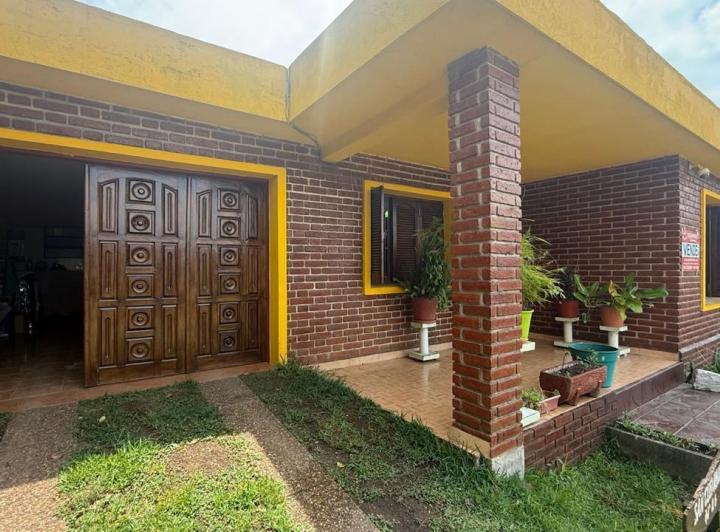 Casa · 109m² · 7 Ambientes · 1 Cochera
