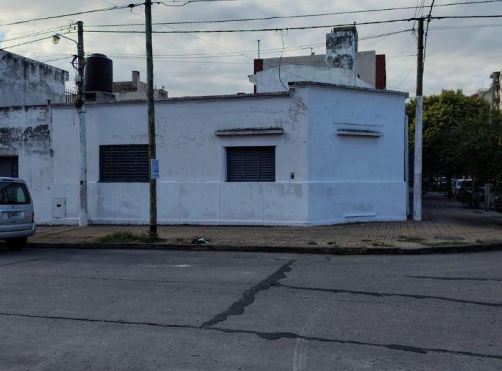 Casa · 120m² · 6 Ambientes · 1 Cochera