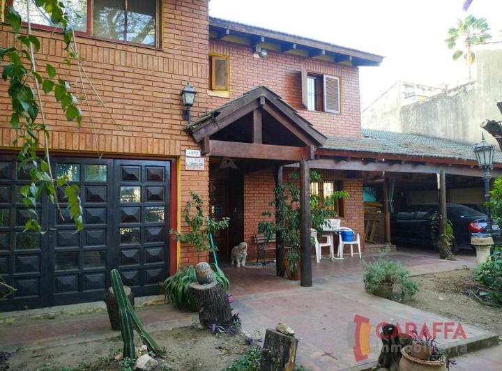 Casa · 277m² · 1 Ambiente · 2 Cocheras