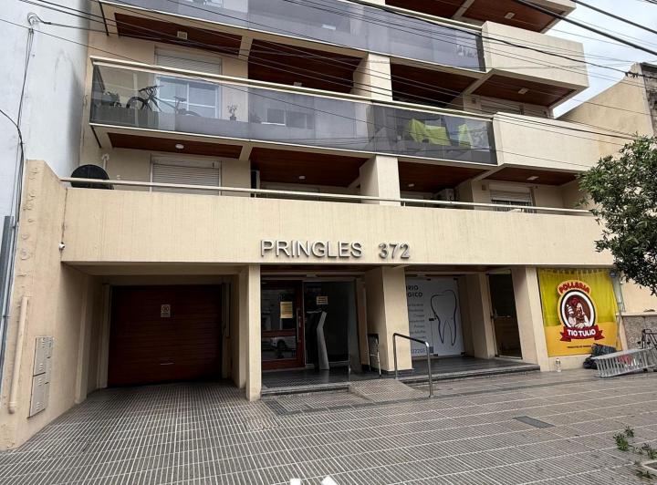 Departamento · 390m² · 6 Ambientes · 1 Cochera