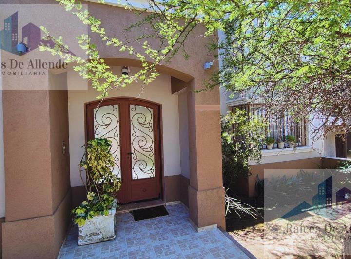 Casa · 472m² · 7 Ambientes · 4 Cocheras