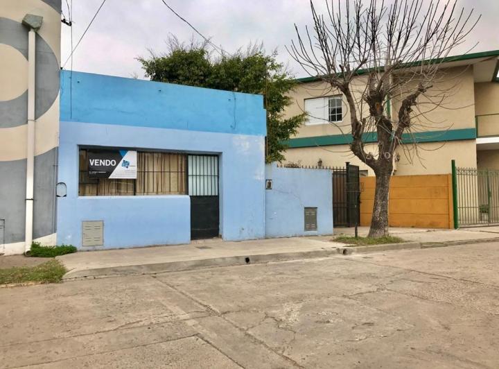 Casa · 285m² · 6 Ambientes · 2 Cocheras