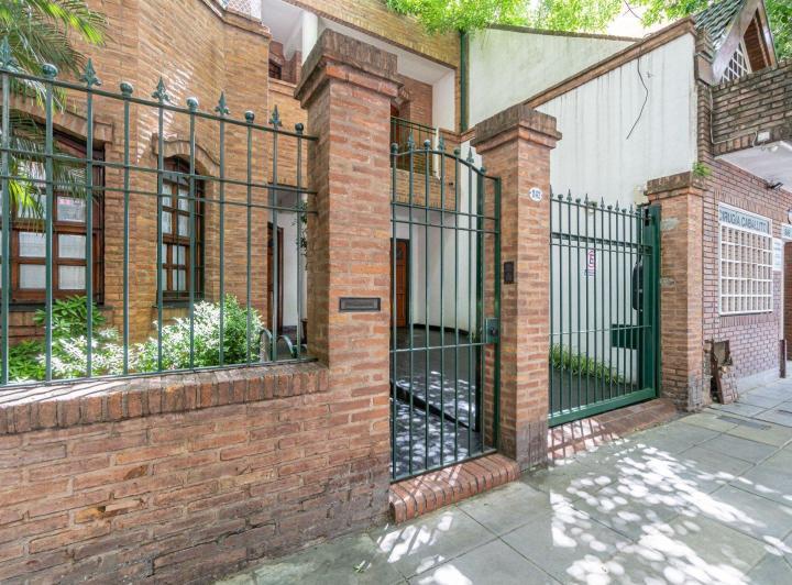 Terreno · 260m² · 5 Ambientes · 1 Cochera