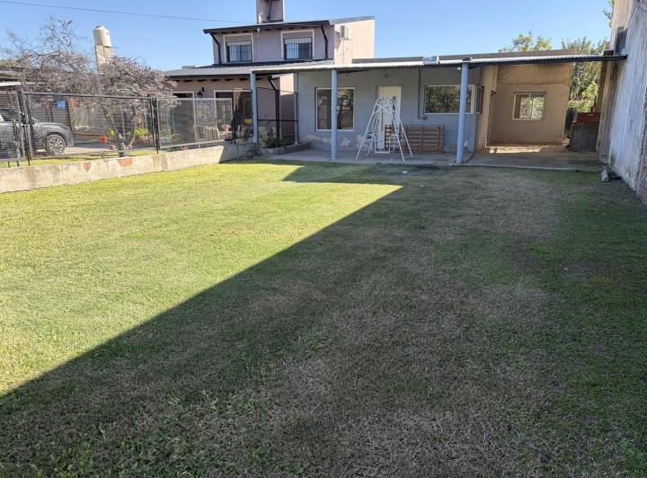 Casa · 300m² · 3 Ambientes