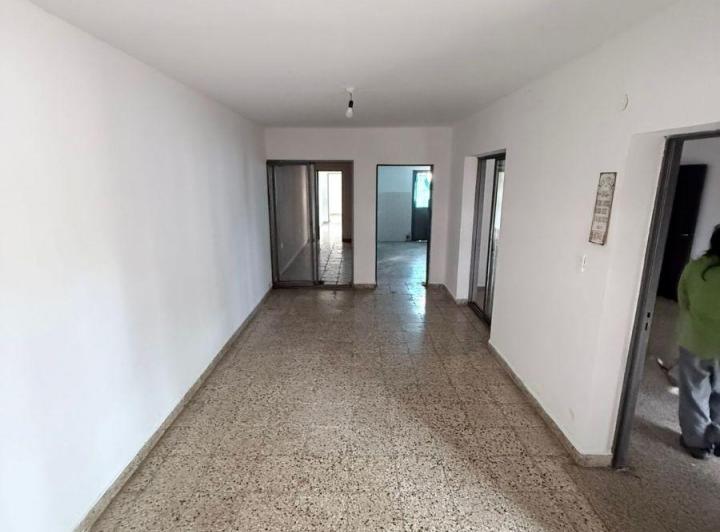 Casa · 160m² · 6 Ambientes · 1 Cochera
