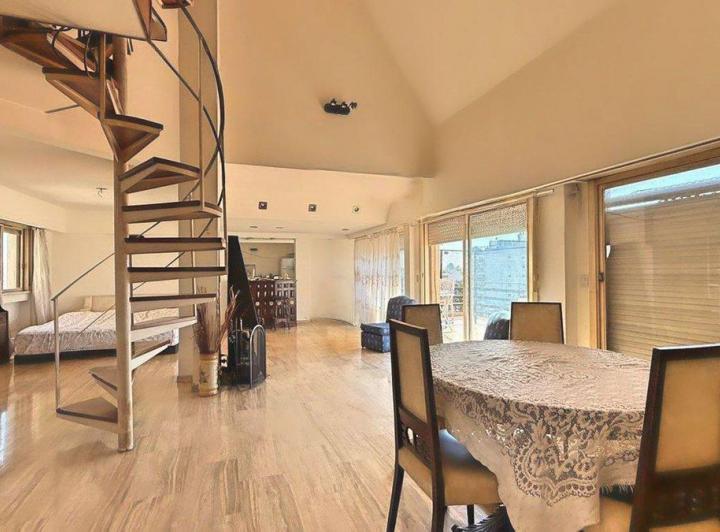 Departamento · 193m² · 5 Ambientes · 1 Cochera