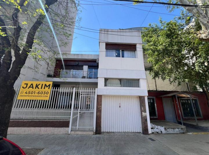Casa · 270m² · 5 Ambientes