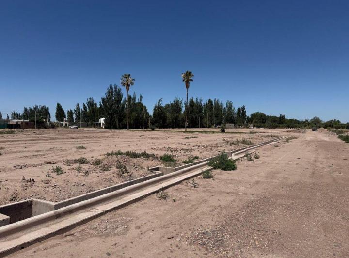Terreno · 300m²