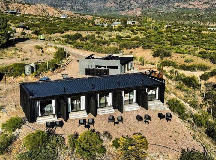 Casa · 250m² · 8 Ambientes