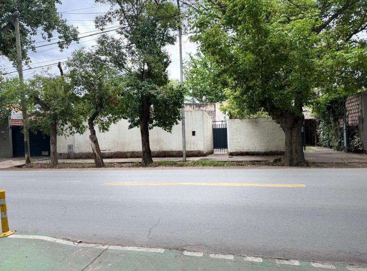 Terreno · 1138m²