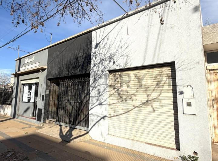 Local comercial · 75m² · 5 Ambientes · 1 Cochera