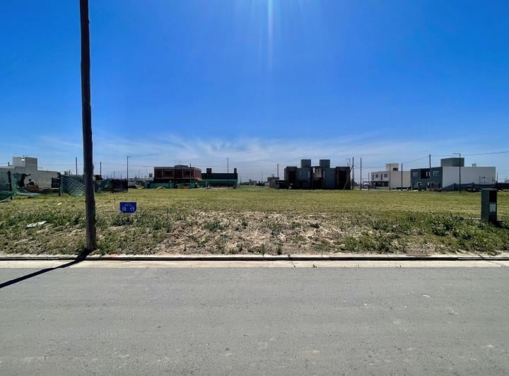 Terreno · 300m²