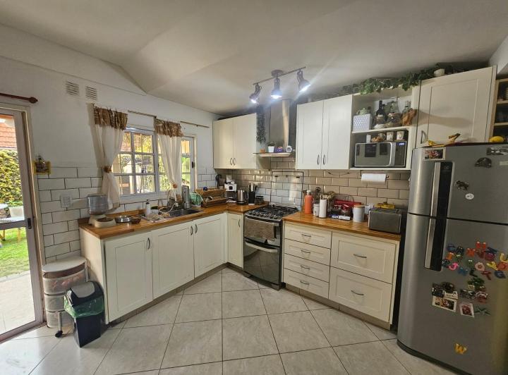 Casa · 80m² · 3 Ambientes · 1 Cochera