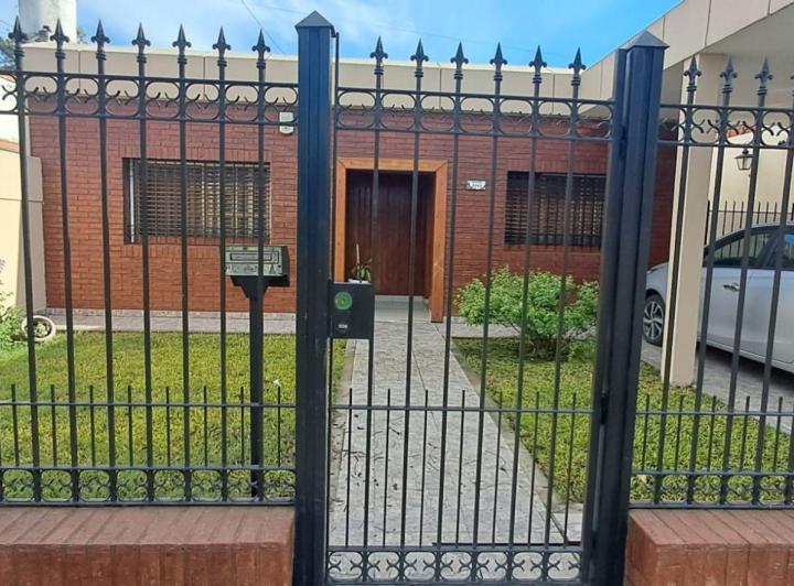 Casa · 117m² · 5 Ambientes · 1 Cochera