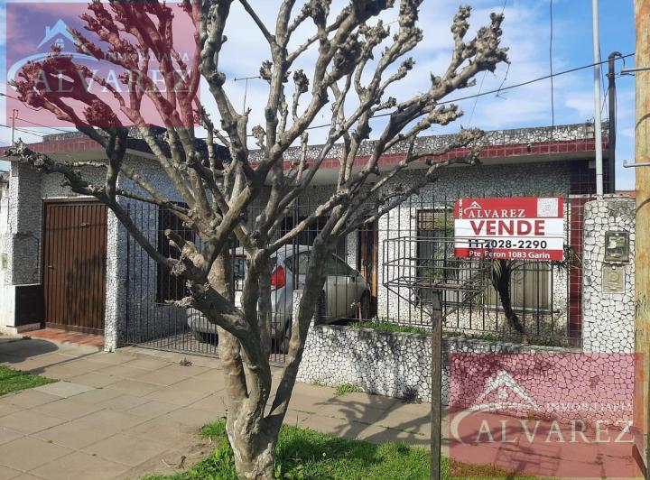 Casa · 159m² · 5 Ambientes · 1 Cochera
