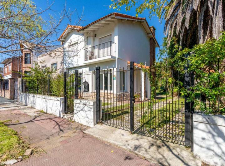 Casa · 131m² · 5 Ambientes