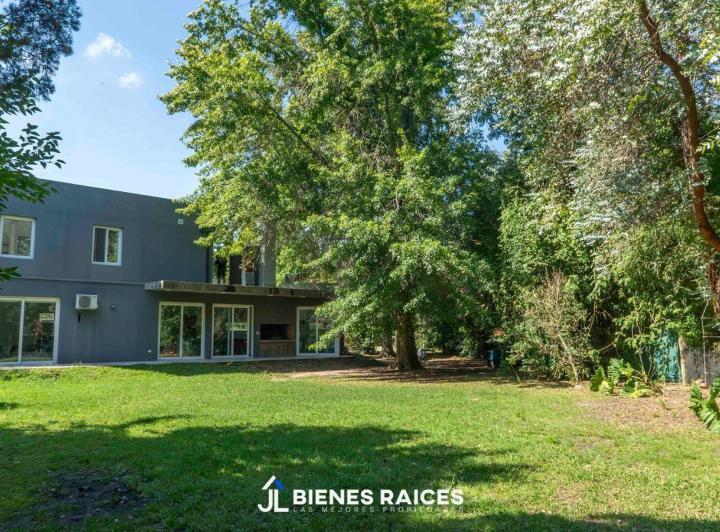 Casa · 183m² · 5 Ambientes