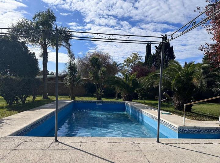 Casa · 110m² · 3 Ambientes · 1 Cochera