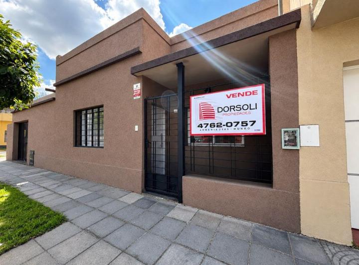 Casa · 117m² · 4 Ambientes · 2 Cocheras