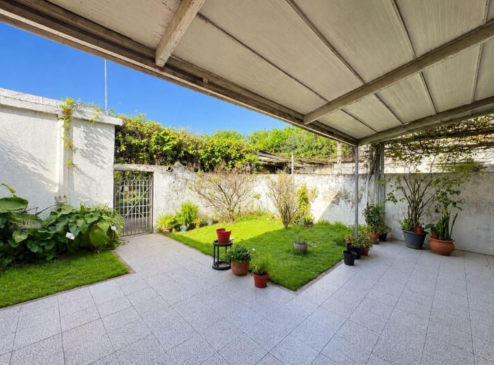 Casa · 110m² · 3 Ambientes · 1 Cochera