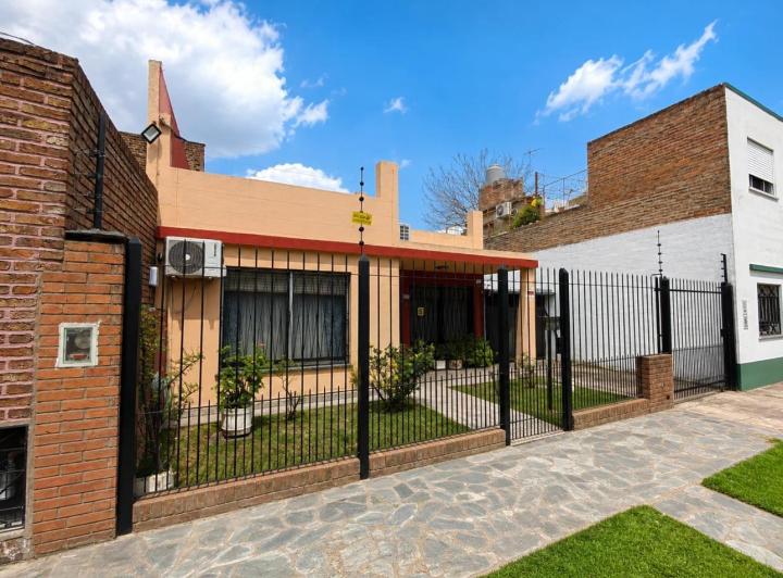 Casa · 118m² · 3 Ambientes · 3 Cocheras