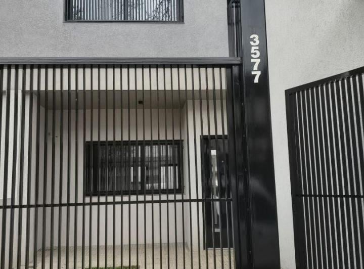 Casa · 105m² · 4 Ambientes · 1 Cochera