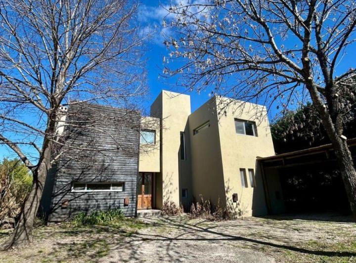 Casa · 286m² · 9 Ambientes