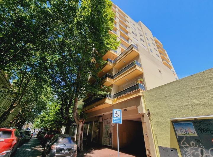 Departamento · 42m² · 2 Ambientes · 1 Cochera