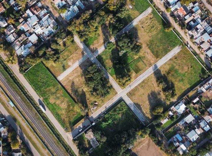 Terreno · 282m²