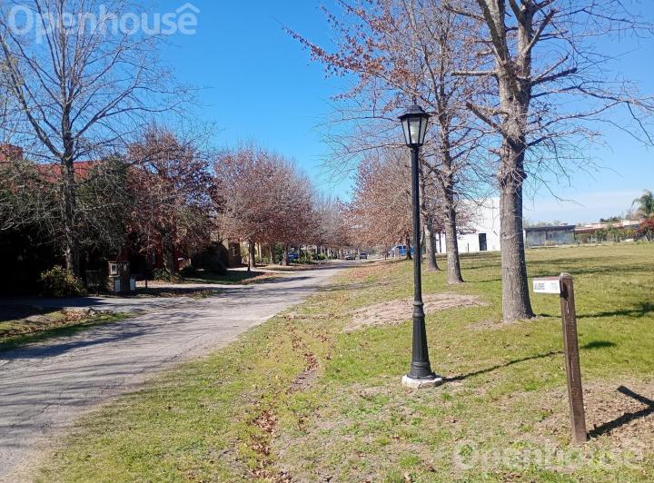 Terreno · 960m²
