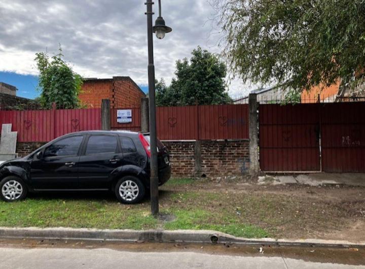 Terreno · 300m²
