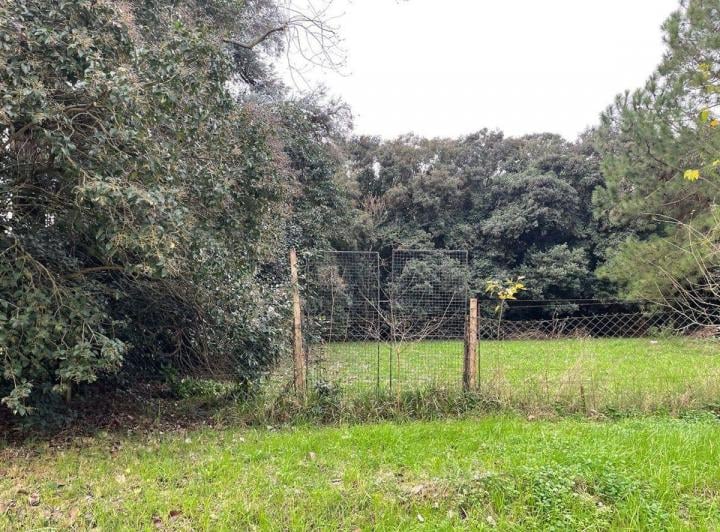 Terreno · 800m²