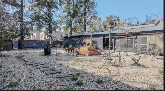 Local comercial · 300m²