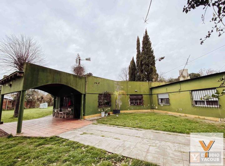 Casa · 180m² · 3 Ambientes · 1 Cochera