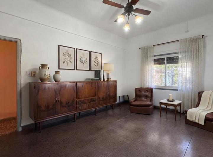 Casa · 115m² · 4 Ambientes · 3 Cocheras