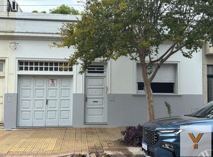 Casa · 115m² · 4 Ambientes · 1 Cochera