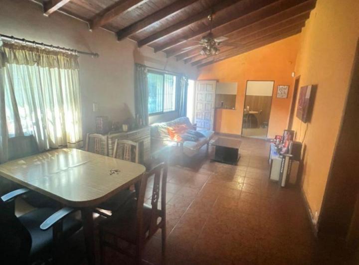 Casa · 100m² · 4 Ambientes · 1 Cochera