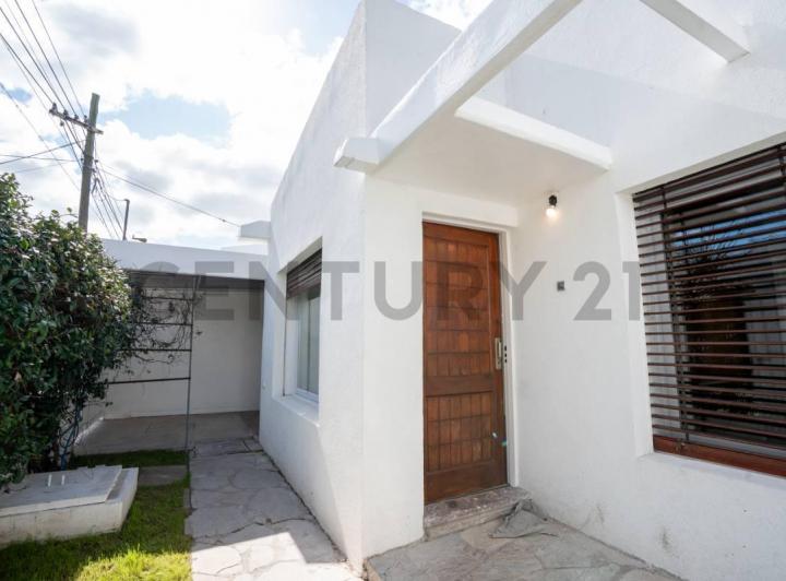 Casa · 120m² · 3 Dormitorios · 1 Cochera