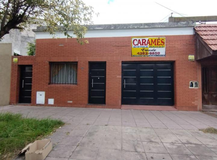 Casa · 127m² · 3 Ambientes · 1 Cochera