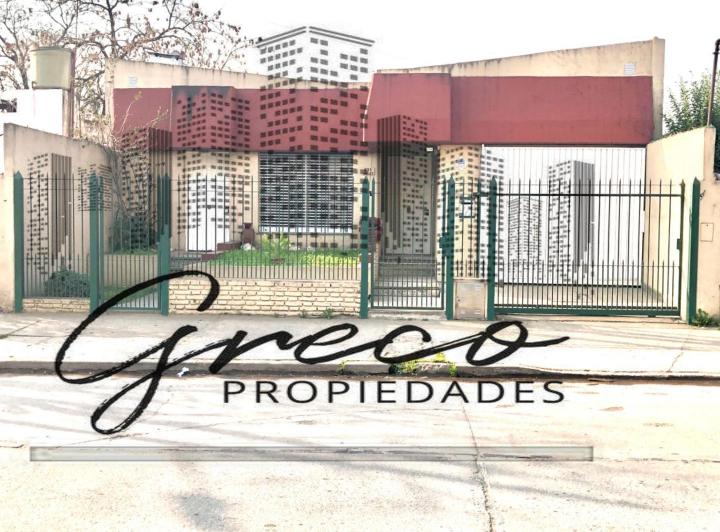 Casa · 150m² · 3 Ambientes · 2 Cocheras