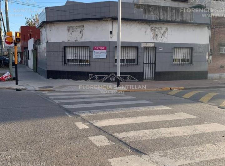 Casa · 81m² · 3 Ambientes · 2 Cocheras