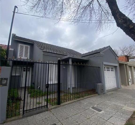 Casa · 130m² · 3 Ambientes