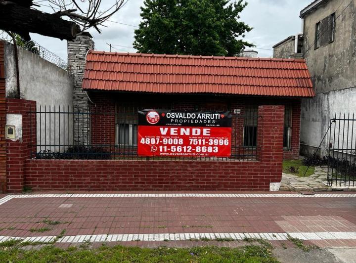 Casa · 80m² · 3 Ambientes · 1 Cochera