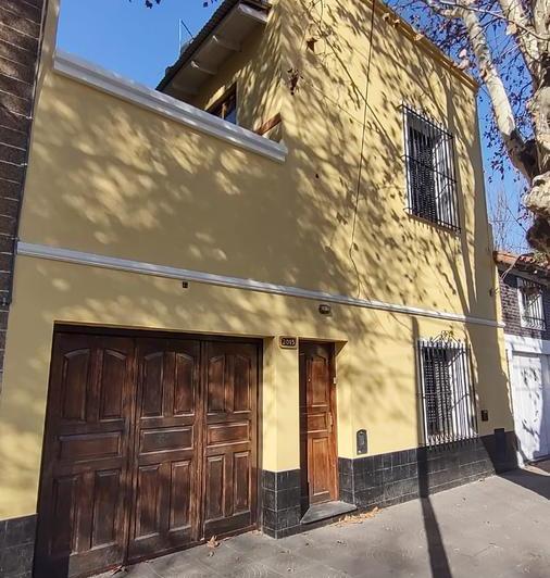 Casa · 165m² · 4 Ambientes · 2 Cocheras