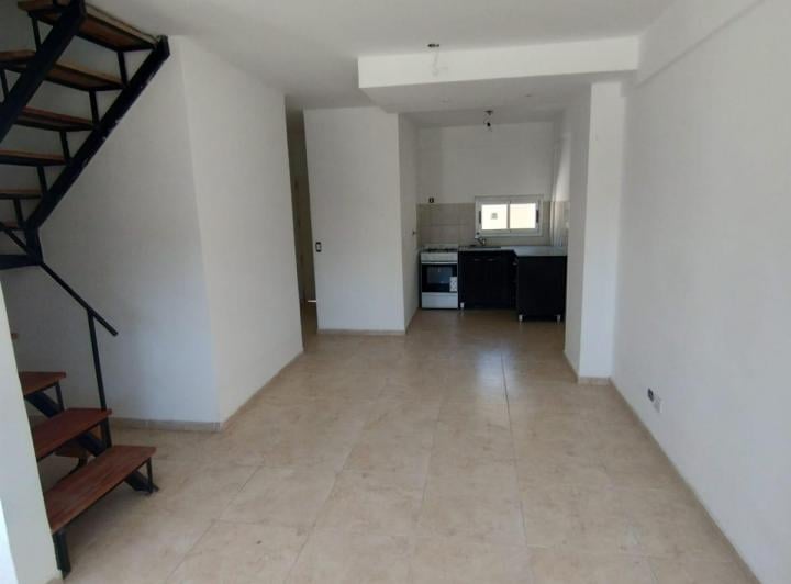 Casa · 75m² · 3 Ambientes · 1 Cochera