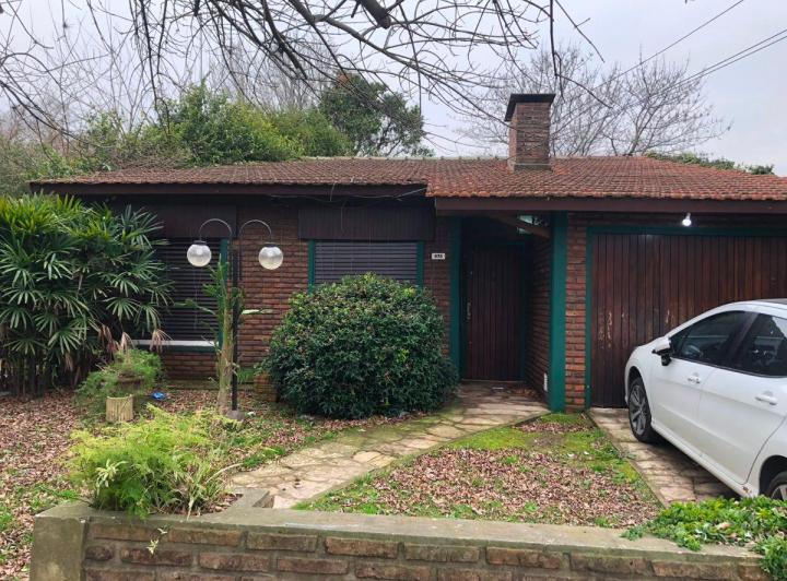 Casa · 80m² · 4 Ambientes · 1 Cochera