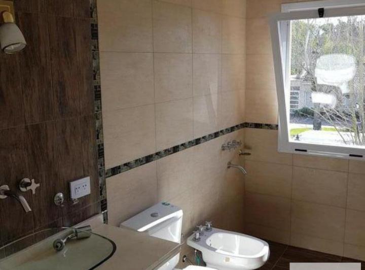Casa · 156m² · 4 Ambientes · 1 Cochera