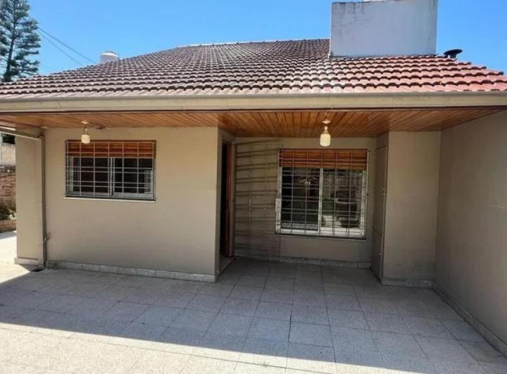Casa · 450m² · 4 Ambientes
